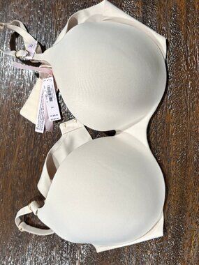 Incredible by Victoria's Secret Perfect Shape molded push up bra sz 36C Nude NWT